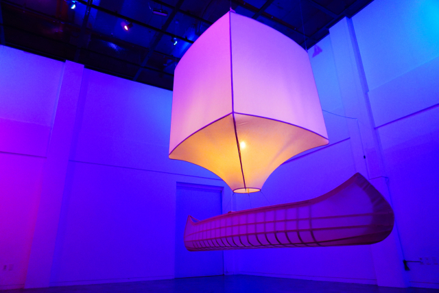 나미아 작가의 '삶으로의 항해'(A Voyage into Life) 전시 전경. 부산문화재단 제공