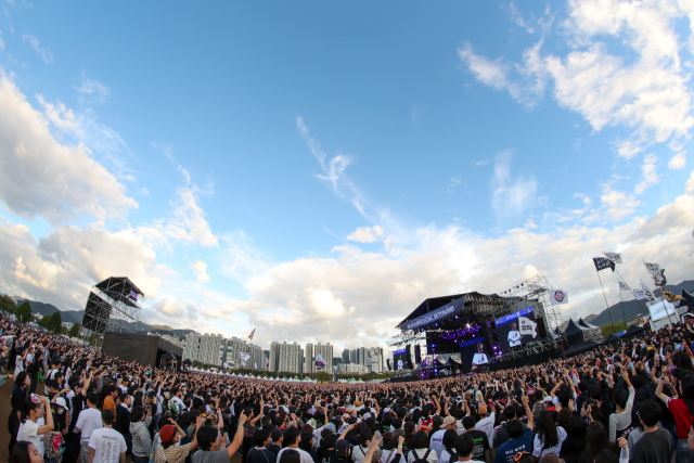 부산 삼락생태공원에서 열린 부산국제록페스티벌 모습. 부산축제조직위원회 제공