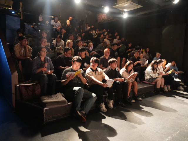 부산의 청년 예술 단체들이 모인 ‘부산청년프린지연합’의 ‘NEXT GENERATION’ 쇼케이스 공연장 모습. 부산청년프린지연합 제공