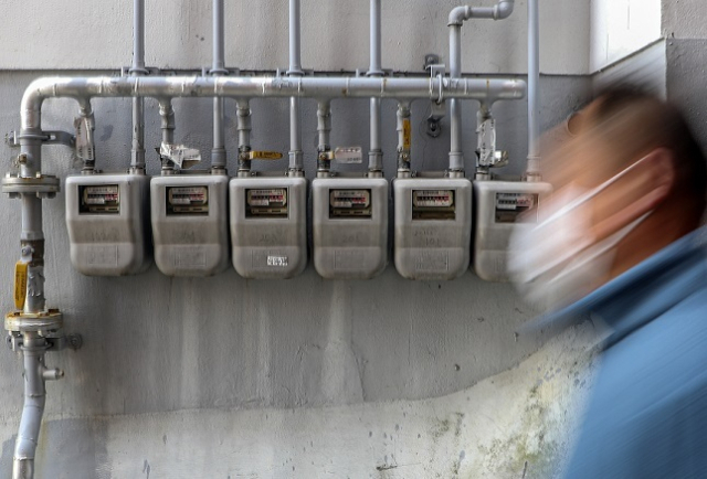 지난 겨울 계량기 고장으로 난방비가 ‘0원’이었던 아파트가 2만 3000가구가 넘었다. 사진은 부산 부산진구의 한 빌라 외벽에 부착된 가스 계량기. 김종진 기자 kjj1761@