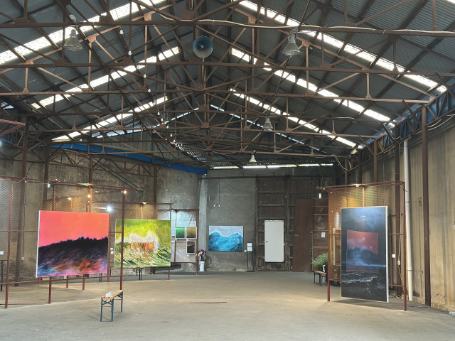 지난 6월 스페이스 원지에서 열린 '김이오 개인전' 설치 전경. 김은영 기자 key66@