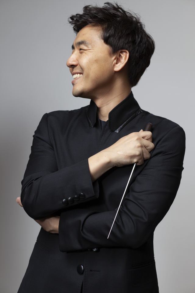 김영수 상임지휘자. 부산메트로폴리탄필하모닉 제공