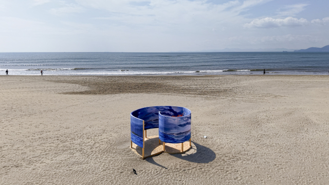 디아나 레로넥 ‘탈의실’(2025). 부산비엔날레조직위원회 제공