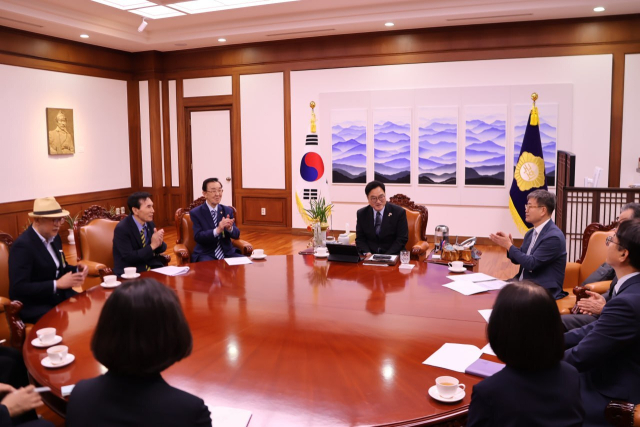 13일 부울경 시민단체들이 국회에서 우원식 국회의장을 만나 부마민주항쟁의 헌법 전문 수록을 공식 요청했다. 부마민주항쟁기념재단 제공