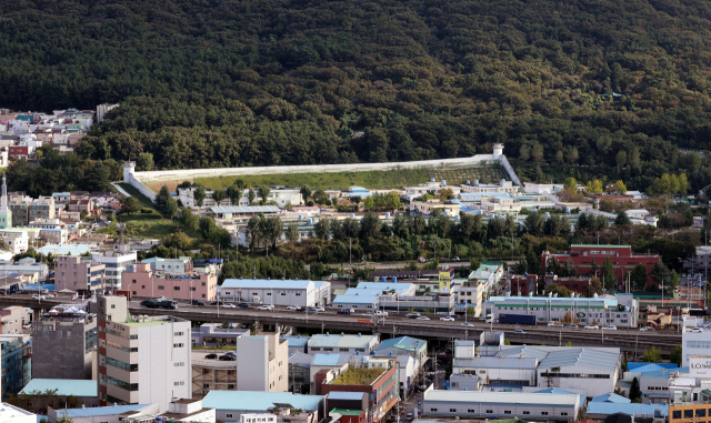 부산 사상구 주례동 부산구치소. 정종회 기자 jjh@