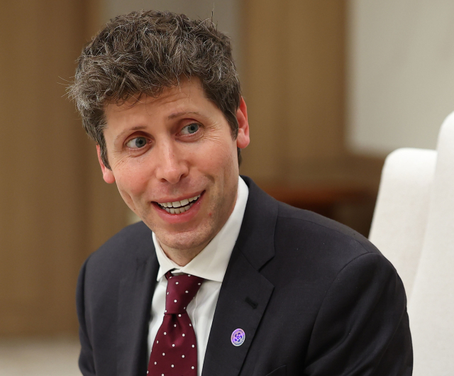 샘 올트먼 오픈AI CEO가 1일 용산 대통령실에서 이재명 대통령을 접견하며 발언하고 있다. 연합뉴스