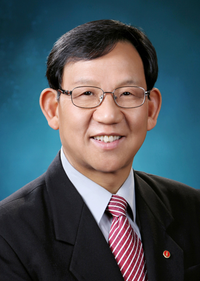 한국시낭송상 홍성훈 아동문학가.