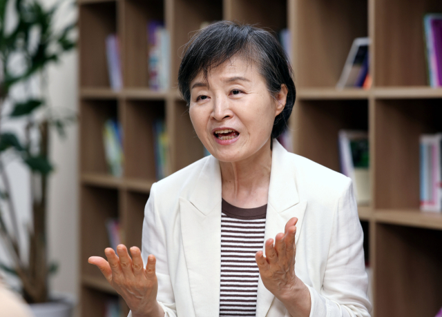 제42회 요산김정한문학상 수상자 박향 소설가. 정종회 기자 jjh@