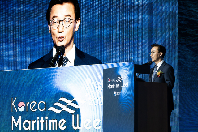 전재수 해양수산부 장관이 20일 오후 서울 신라호텔에서 열린 ‘2025 한국해사주간(2025 Korea Maritiem Week)’ 개회식에서 개회사를 하고 있다. 해수부 제공