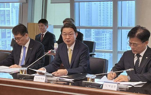 "지역엔 이자 더 낮게"... 정책자금 연 125조 지역에 푼다 - 뉴스 썸네일 이미지