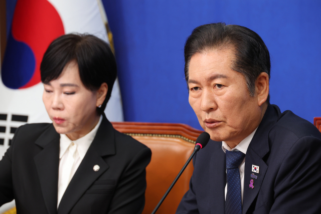 더불어민주당 정청래 대표가 24일 국회에서 열린 최고위원회의에서 발언하고 있다. 연합뉴스