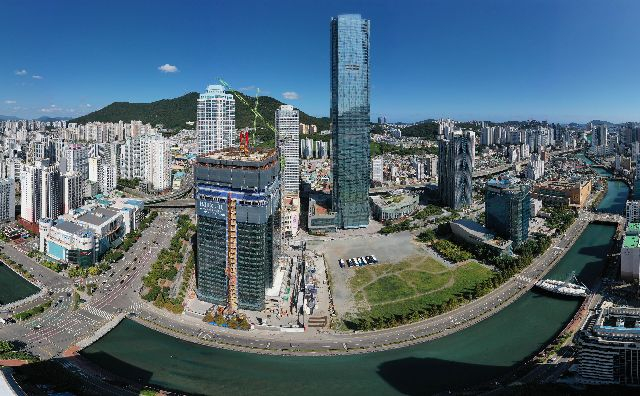 부산 남구 문현금융단지 전경. 부산일보DB