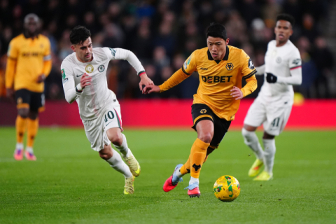 ‘황소’ 황희찬 시즌 첫 도움에도 울버햄프턴, 리그컵 16강 탈락