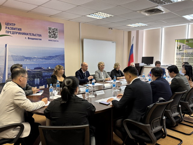 부산시 물류개척단이 블라디보스토크 시청과 협력사항을 논의했다. 부산시 제공