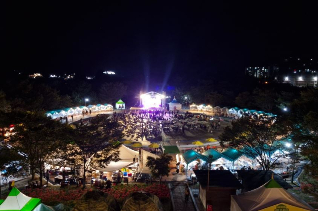 올해 축제는 지난해 부족했던 부분을 대폭 개선해 펼쳐진다. 하동군 제공