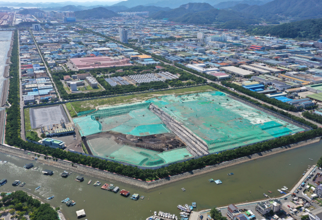 부산 유일의 산업폐기물 매립장인 부산 강서구 송정동 ‘부산그린파워’. 정종회 기자 jjh@