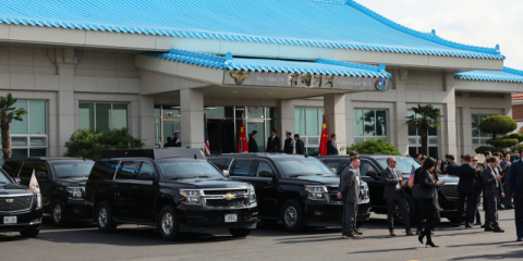 중 대표단, ‘철통 경비’ 부산 경찰에 감사 인사