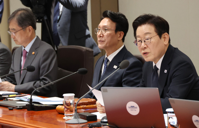 이재명 대통령이 4일 용산 대통령실에서 열린 국무회의에서 발언하고 있다. 연합뉴스