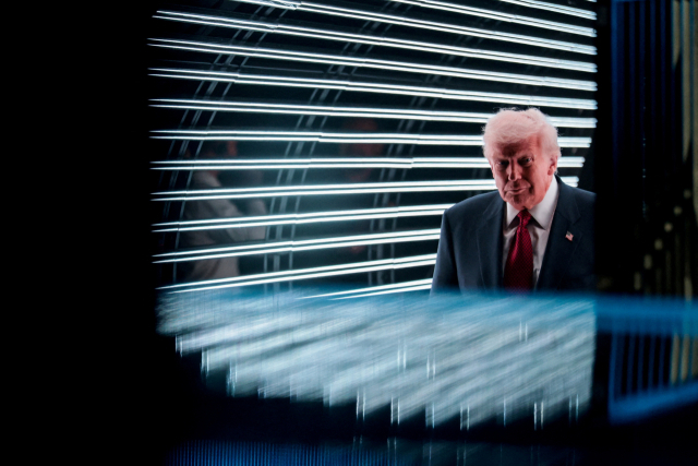 도널드 트럼프 미국 대통령이 5일(현지 시간) 플로리다주 마이애미의 카세야 센터 아레나에서 열린 아메리칸 비즈니스 포럼 마이애미에 참석하고 있다. 로이터연합뉴스