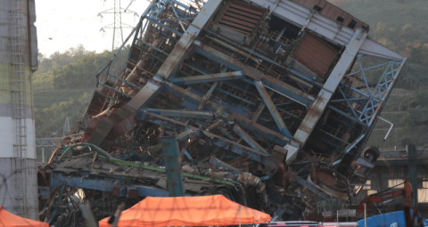 울산화력발전소 붕괴, 1명 사망·4명 사망 추정…2명 실종