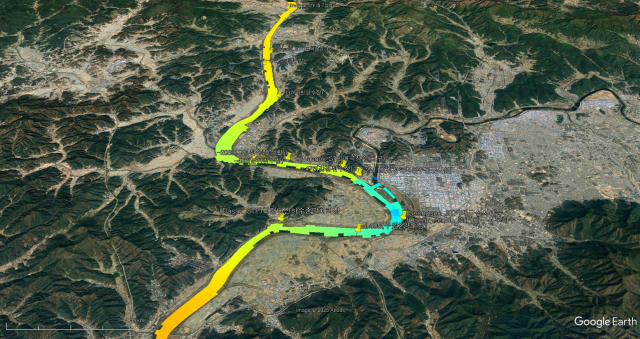구글어스에 중첩·표출된 낙동강 녹조발생의 공간정보(예시). 조류경보제 ‘강정고령’ 지점 인근. 기후에너지환경부 제공