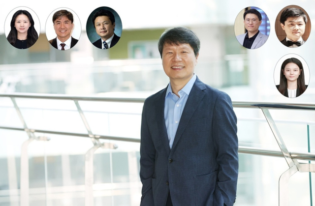 KAIST 허원도 교수, (상단 왼쪽부터) 제1저자 이희영 박사후연구원, 조광현 교수, 이갑상 교수, IBS 이상규박사, LIBD 김동산 박사, 휴룩스 서예지 박사. KAIST 제공
