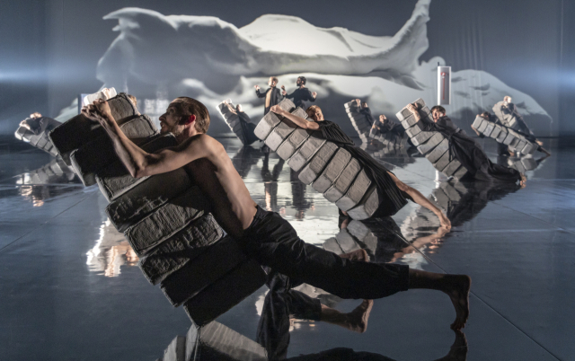 예테보리 오페라 댄스컴퍼니 ‘해머’ 공연 모습. 부산문화회관 제공
