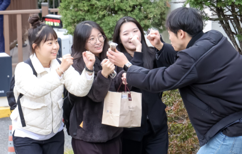 영어 24번에 사인펜까지… 수능 이의신청 ‘작년 2배’