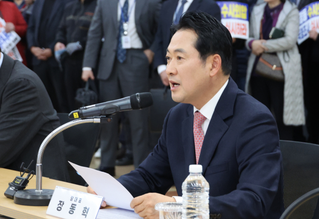 국민의힘 장동혁 대표가 14일 경기 성남시 분당구 성남도시개발공사에서 열린 '대장동 개발비리 항소 포기 규탄 현장간담회'에서 발언하고 있다. 연합뉴스