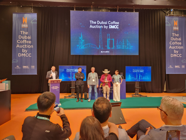 지난 2월 두바이복합상품센터 커피센터에서 열린 생두 옥션행사. 부산일보DB