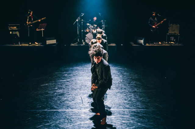 모던테이블 '다크니스 품바' 공연 모습. 영화의전당 제공