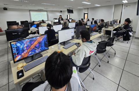 부산외대, 유학생 대상 ‘AI 활용 실습 특강’ 개최