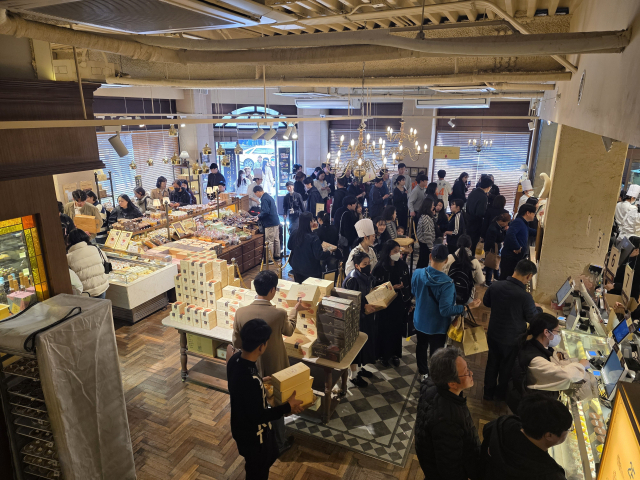 대전 중구 성심당 본점. 매달 수만 명의 방문객이 찾으며 국내 대표 로컬 브랜드로 자리 잡았다.