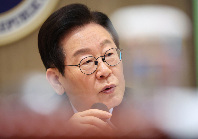 이재명 대통령이 2일 용산 대통령실에서 열린 국무회의에서 발언하고 있다. 연합뉴스