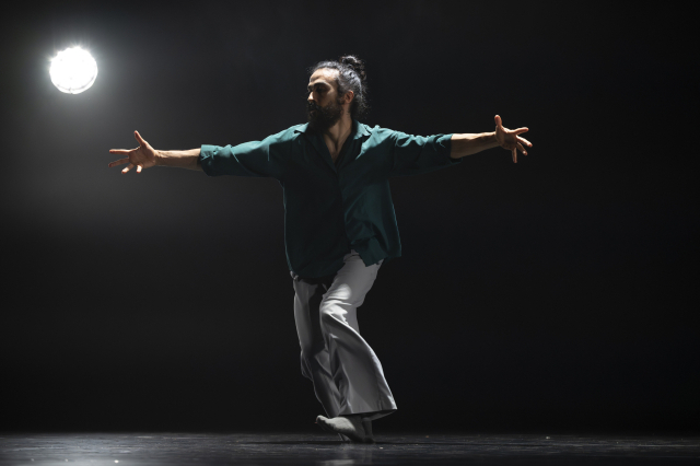 프랑스 컴퍼니 스포아트(S’Poart)의 현대무용 ‘ENSO-볼레로’(안무 미카엘 르 메르). 팔레 드 페스티벌(칸) 제공