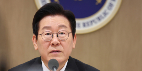 민주당-통일교 '유착' 의혹 확산…대통령, 통일교 겨냥 '정교분리' 강조도