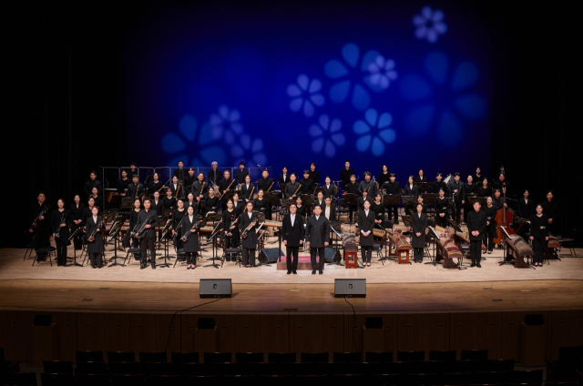 부산시립국악관현악단과 강원도립국악관현악단의 합동공연. 부산문화회관 제공