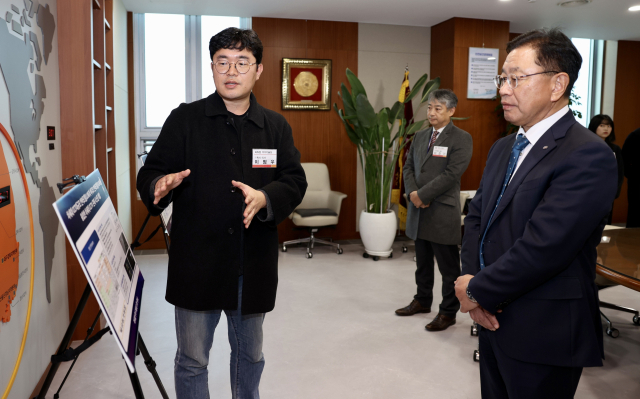 한전KDN, ‘KDN 파워업 챌린지 2025’ 아이디어 설명 모습. 한전KDN 제공