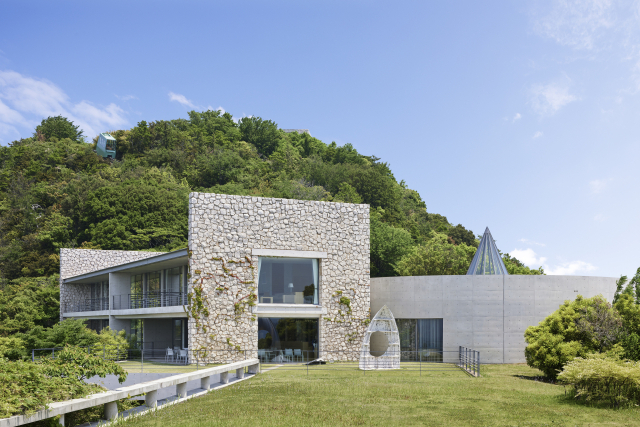 일본 나오시마 베네세 하우스 뮤지엄(Benesse House Museum). 공익재단법인 후쿠다케재단(福武財団) 제공