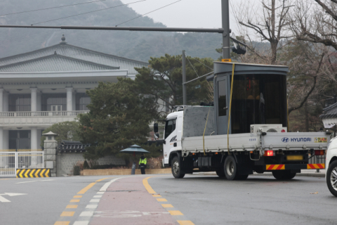 다시 청와대… 용산 대통령실 문 닫고 청와대 열린다