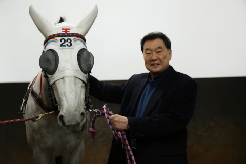 김진영 마주와 메이저킹, ‘영광의 순간을 넘어 삶을 함께하다’