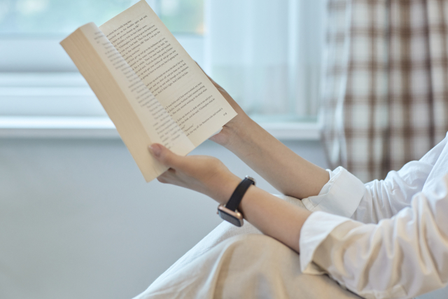 알라딘 서점은 독자들이 투표를 통해 올해의 인생책을 선정한다. 클립아트코리아 제공