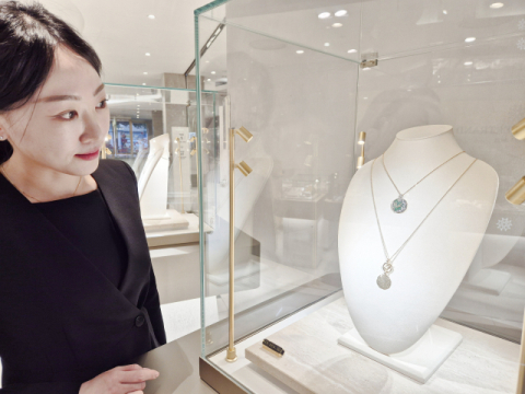 [포토뉴스] ‘아르투스 베르트랑’ 팝업