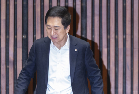 김건희에 ‘가방 선물’ 혐의 김기현 부부 불구속기소