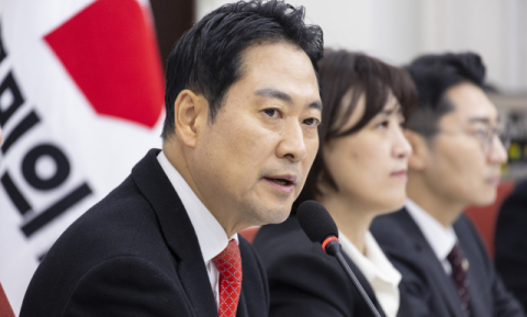 ‘윤 절연’·‘친한 끌어안기’ 배제한 장동혁의 ‘변화’… 외연 확장 될까