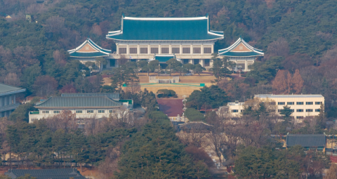 대치로 시작, 대치로 끝나는 2025정국