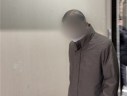 천주평화연합(UPF) 전 부산지회장이자 한일해저터널 연구회 이사인 박 모 씨가 28일 서울 서대문구 경찰청에 조사받기 위해 출석하고 있다. 연합뉴스