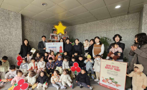 ‘센텀트루엘’어린이집, 해운대구 반여4동에 라면 300개 기부