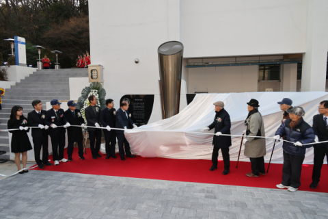 ‘부산대 동문 6·25 참전유공자 명비’ 제막식 개최