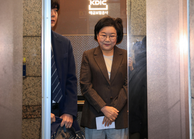 이혜훈 기획예산처 장관 후보자가 29일 서울 중구 예금보험공사에 마련된 인사청문회 준비 사무실로 출근하고 있다. 연합뉴스